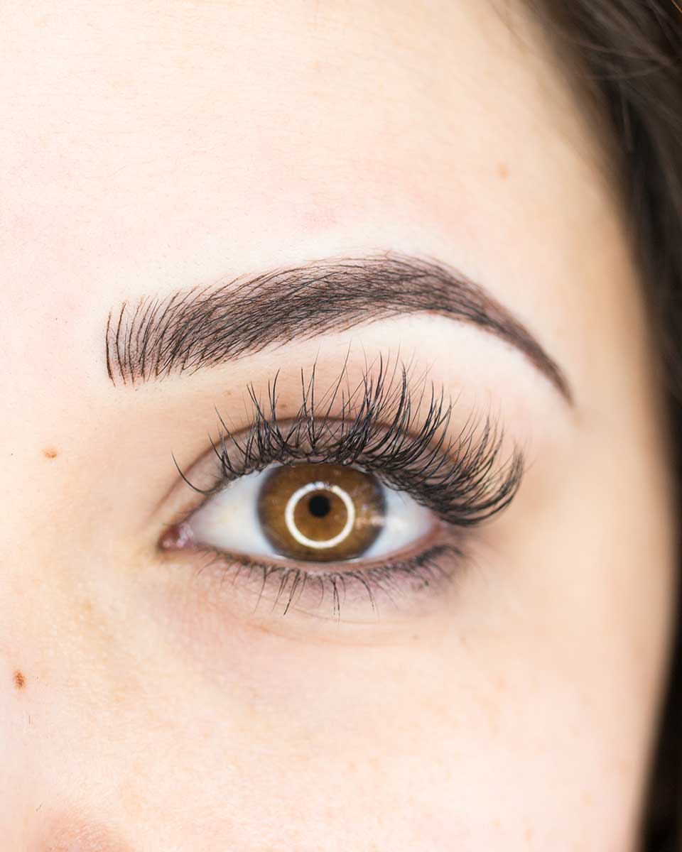 تفاوت بلیدینگ و دیجیتال بلیدینگ چیست و چرا دیجیتال بلیدینگ تکنیک برتر است؟